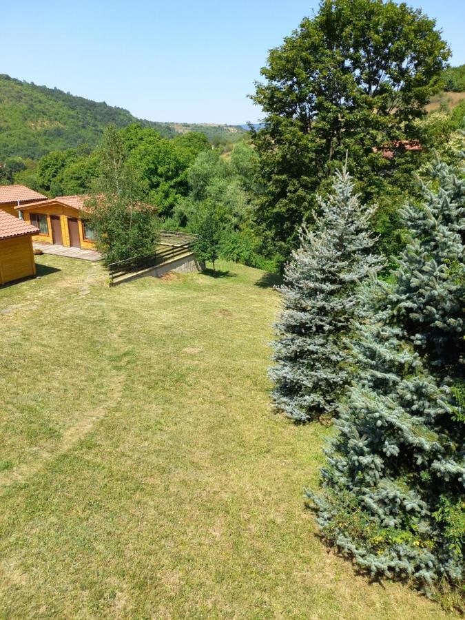 Вилно Селище Мировец Maluk Izvor (Lovech) Exterior foto