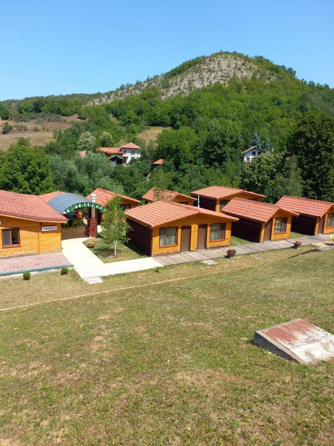 Вилно Селище Мировец Maluk Izvor (Lovech) Exterior foto